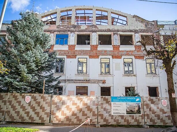 Андрей Иванов проверил ход капитального ремонта Детской школы искусств в Звенигороде Андрей Иванов проверил ход капитального ремонта Детской школы искусств в Звенигороде